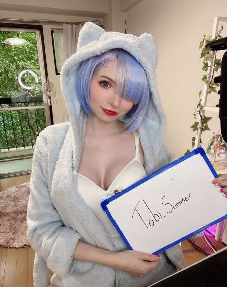 清纯美女玩性视频_HD高清完整版播放