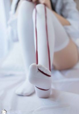 爆乳女神之私人玩物纯白物语_国产剧日本电影免费