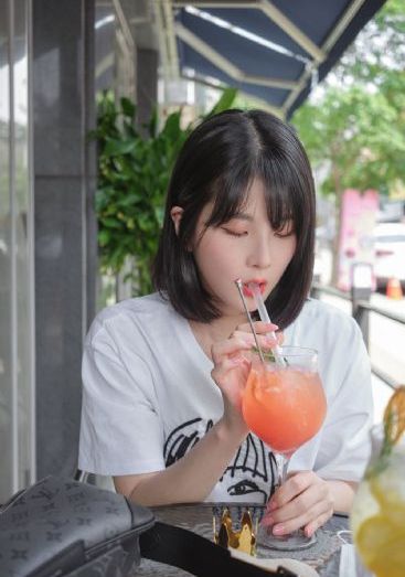 蜜桃免费看网站_HD完整在线观看